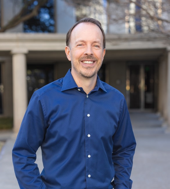 Dr. Bryan-elvebak